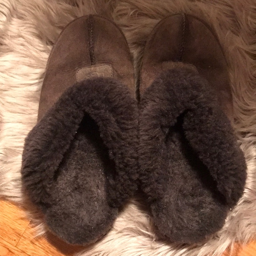 UGGS